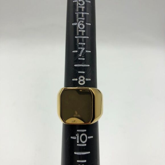 18K Gold Plated Women's Unisex Heavy Statement Ring Square Waterproof Size 8 - Picture 9 of 13